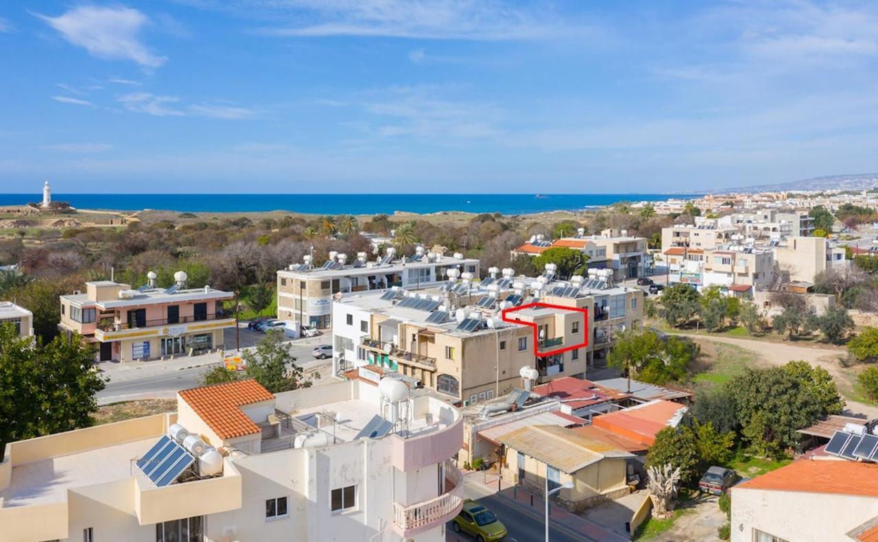 Lovely Ap In The Center Of Kato Paphos Exterior photo